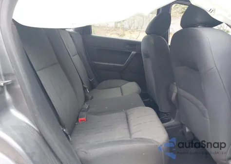 2010 Ford Focus Se z USA, uszkodzony, nr VIN 1FAHP3FNXAW111727